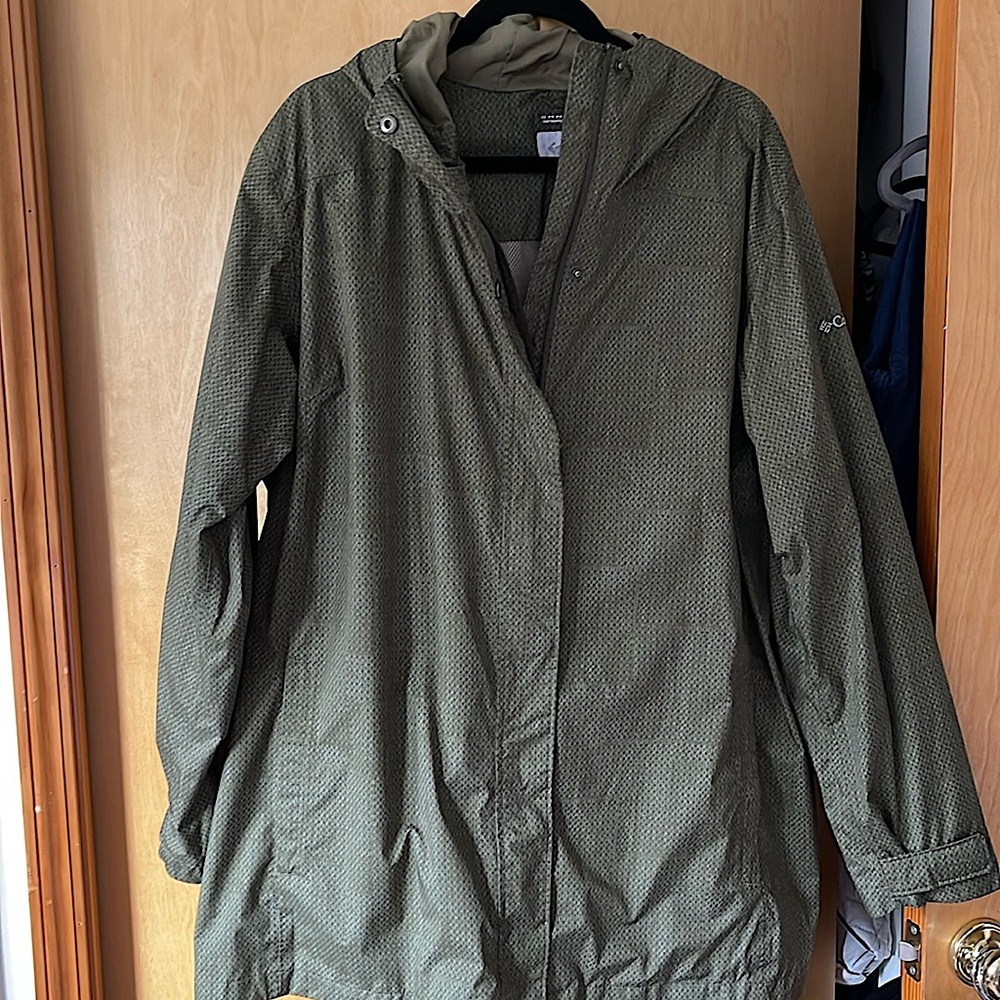 EUC 3X Plus Size Columbia Splash a Little Rain Jacket - Moss Green.